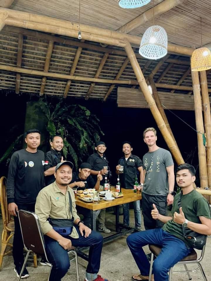 Pongo Guest House & Jungle Trekking Bukit Lawang Kültér fotó